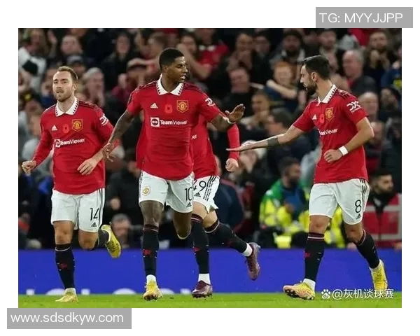 富勒姆主场迎战曼联英超激战双方争夺宝贵积分的关键时刻